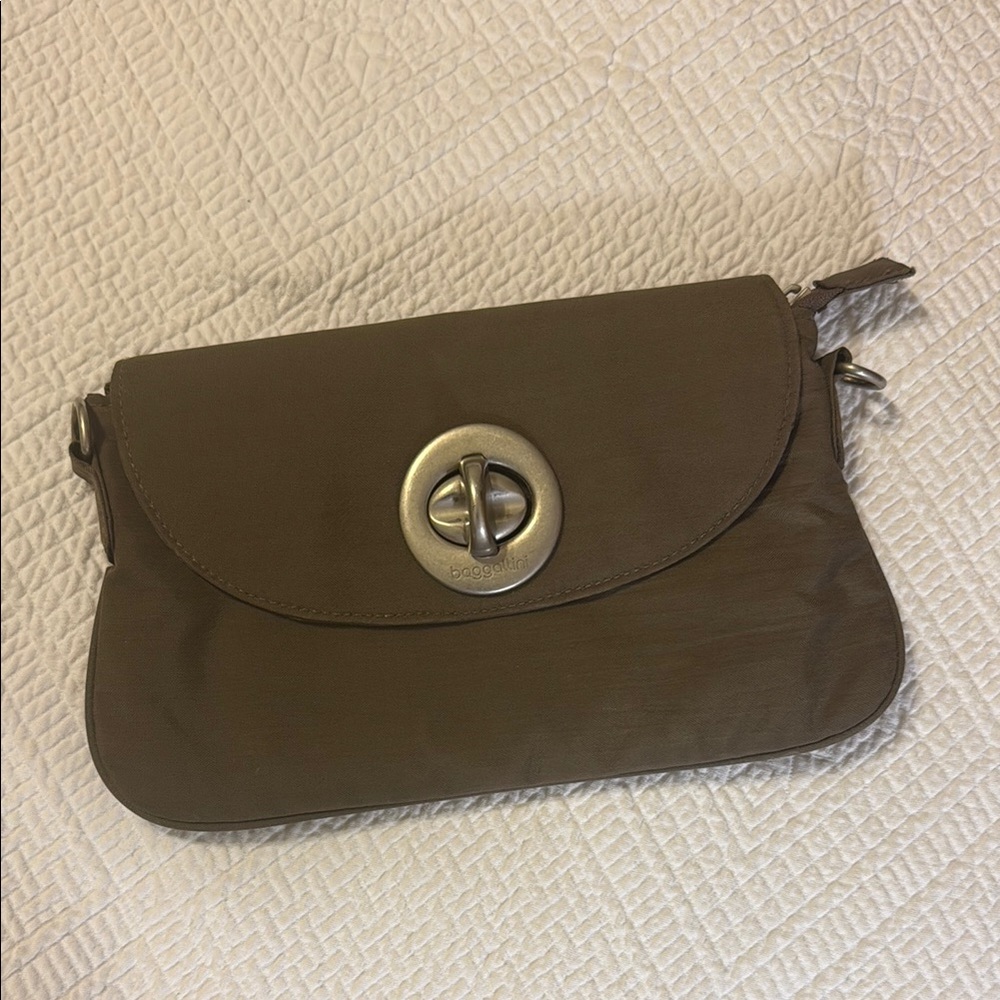 baggallini Brown Crossbody Bag